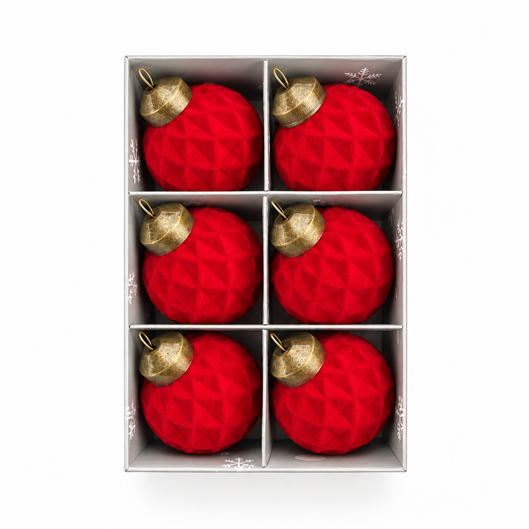 Eglutės žaisliukų rinkinys, raudonas aksominis, rombų raštas, 6 vnt., Ø 6 cm